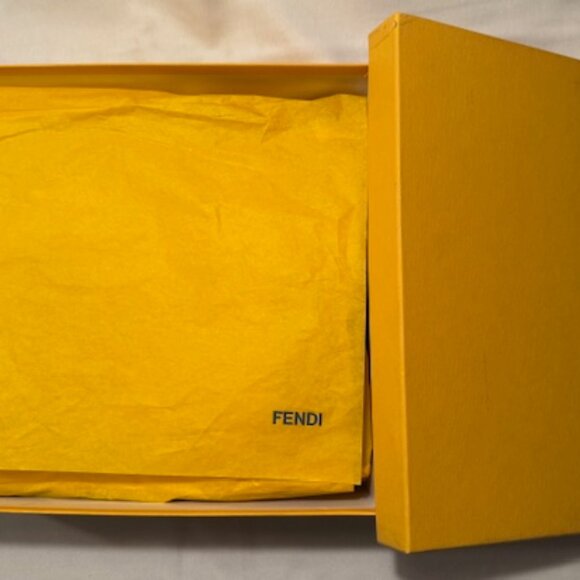 Fendi Victorian Calf Hair/ Patent Leather Ankle Booties -Size 38 w/ Box LIKE NEW - Picture 11 of 14